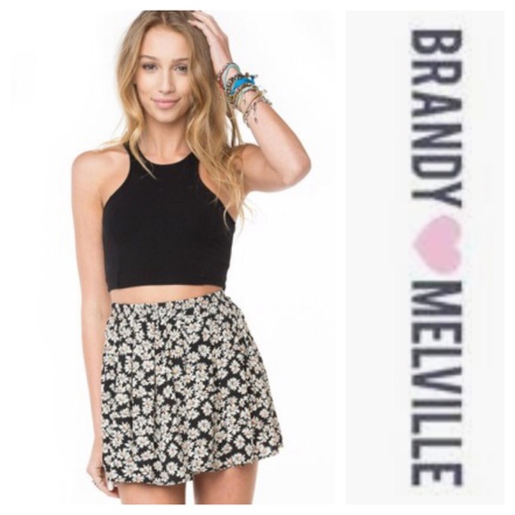 Brandy Melville daisy skirt. One size